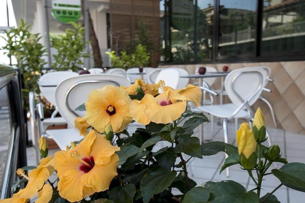 Hotel Scarlet Rimini Eksteriør billede