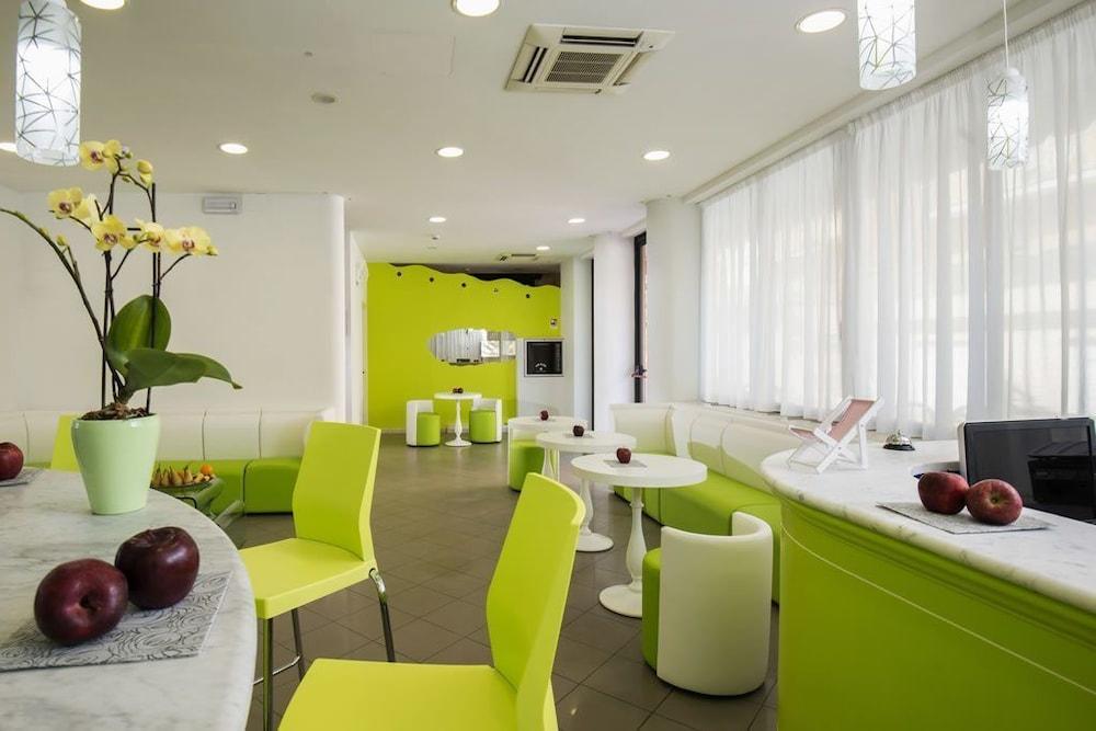 Hotel Scarlet Rimini Eksteriør billede